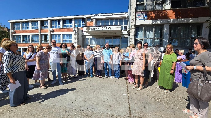 Spor oko Saveta roditelja